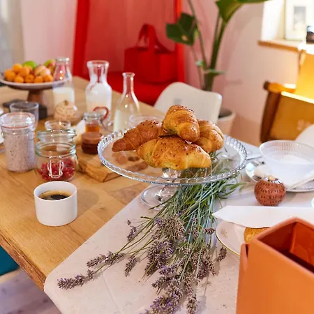 Bed & Breakfast Alma Art Dobrovo